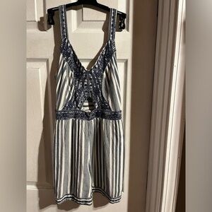 American Eagle Size Small Blue & White Striped Romper with‎ Cutout and Pockets